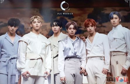 Poster officiel - ONEUS - FLY WITH US - Version C
