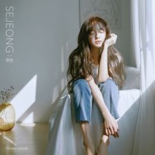 Kim Sejeong (GUGUDAN) - Plant - Mini Album Vol.1
