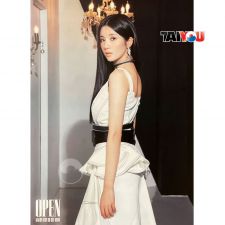 Poster Officiel - Kwon Eun Bi (IZ*ONE) - OPEN - Ver. B