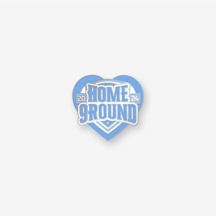 TWICE - HOME 9ROUND BADGE