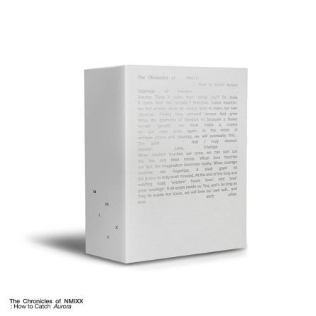 [PHOTOBOOK] NMIXX - The Chronicles of NMIXX: How to Catch Aurora