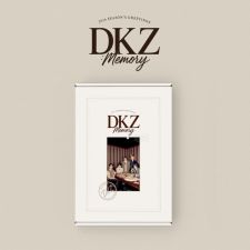 DKZ - 2026 SEASON&rsquo;S GREETINGS - DKZ : Memory