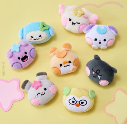 ATEEZ - MIGHTEEZ : WONDER ROOM - Plush Badge